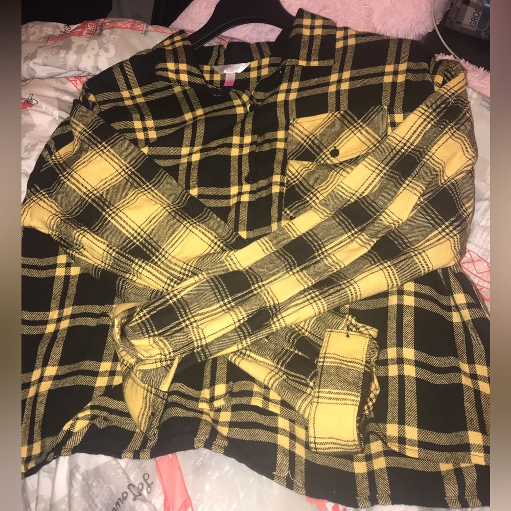 Black and yellow button up flannel
